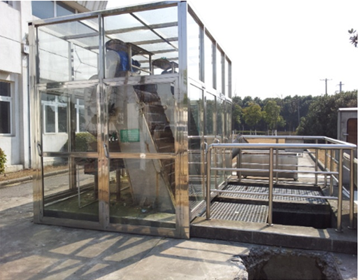 ��ˮ���ָ�դ�Ӹǣ��ֻ�����+����ֹǼܣ�